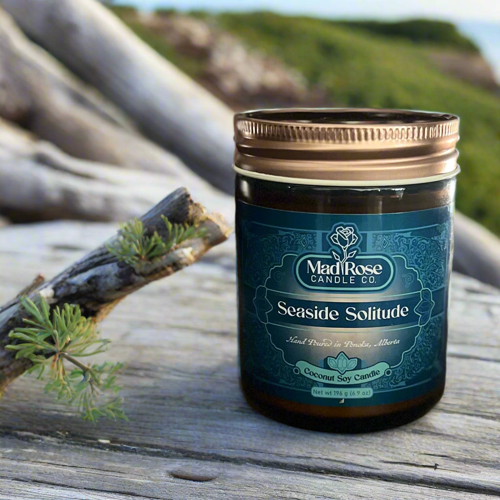 Seaside Solitude - 7 oz Wood Wick Candle